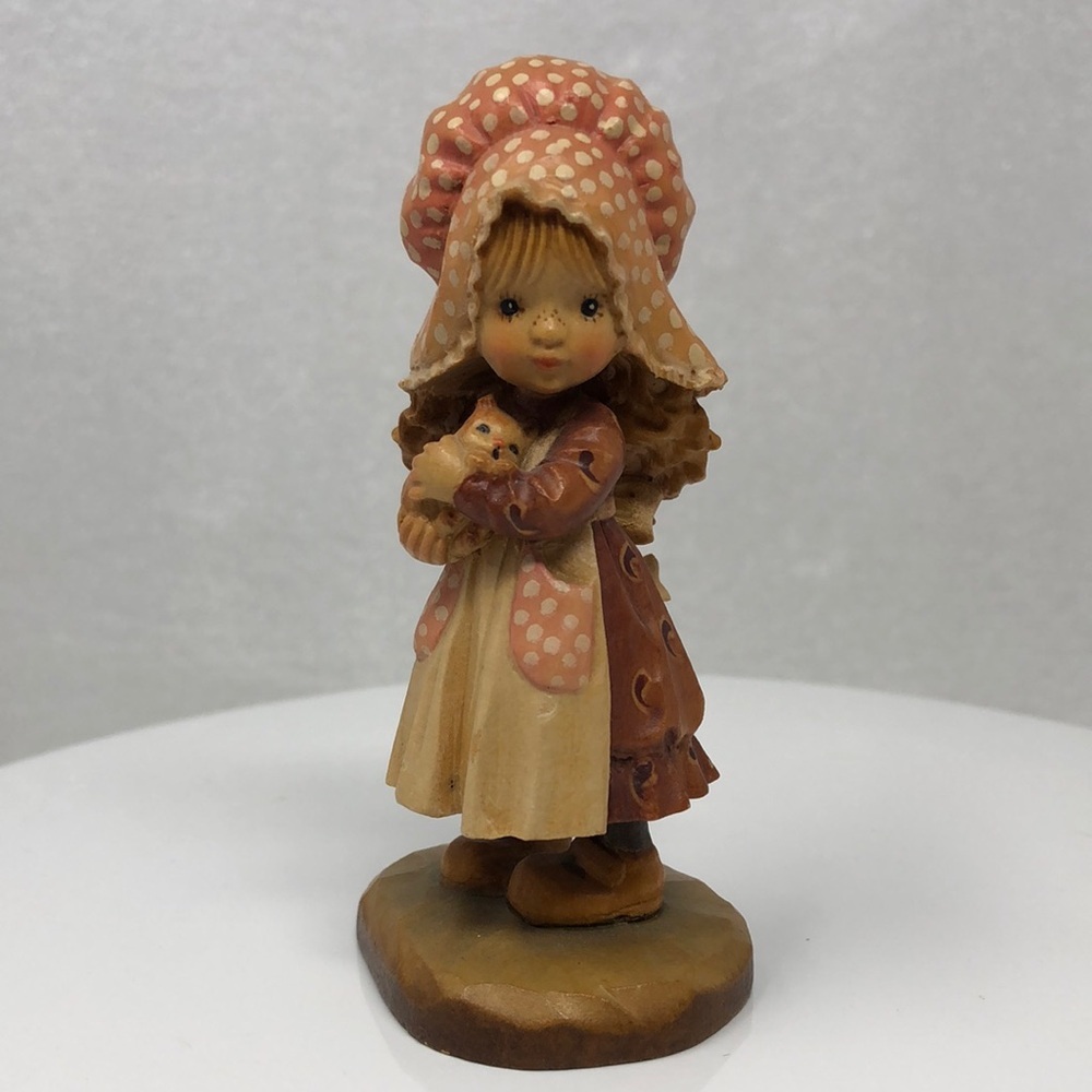 ANRI Figurine Waiting For Mother Hand-Carved Made in Italy by Sarah Kay 3.75”